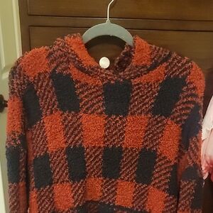 NWOT SKIMS Plaid Long Sleeve Hoodie Sweater in Red and Black Size S/M